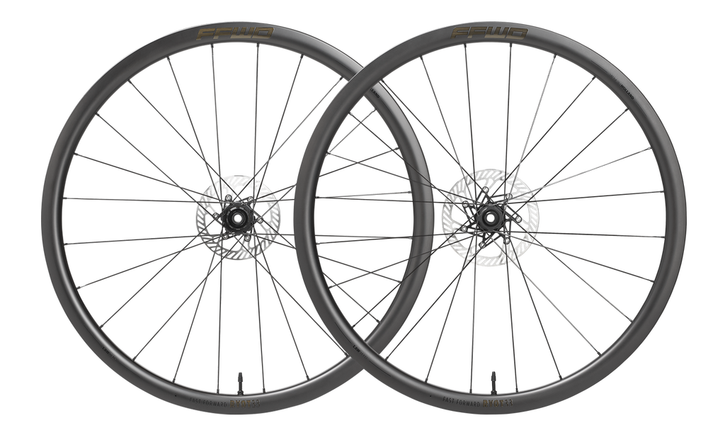 FFWD RYOT33 DT240Sハブ ディスクカーボンホイールセット RYOT 33 Full Carbon Clincher - FFWD Wheels