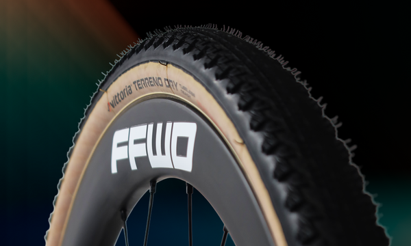 NEW TYRO - Full Carbon Clincher - FFWD Wheels