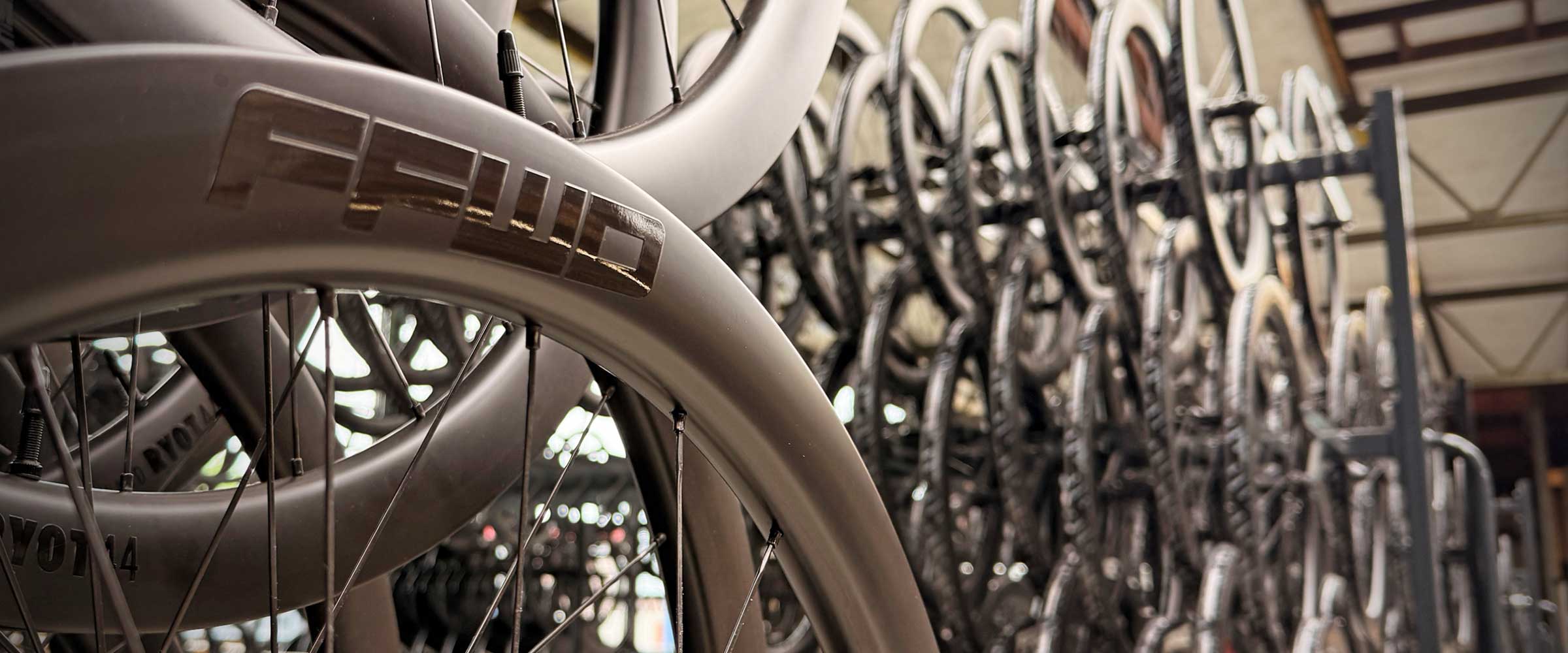The Best Carbon Cycling Wheels - FFWD Wheels